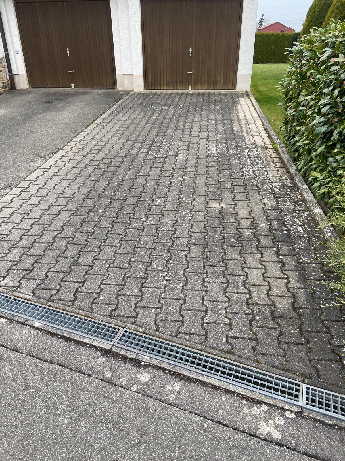 Einfahrt Hochdruckreinigung - Vorher